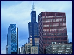 Skyline from Grant Park 11 - Sears Tower, CNA Center